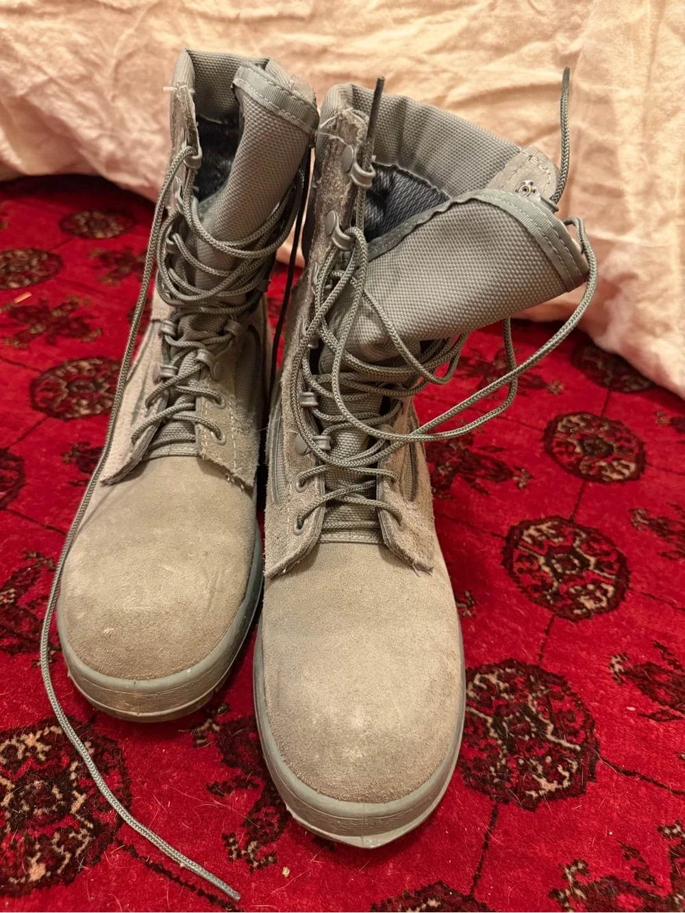 Tactical Suede Lace-Up Combat Boots in sage green